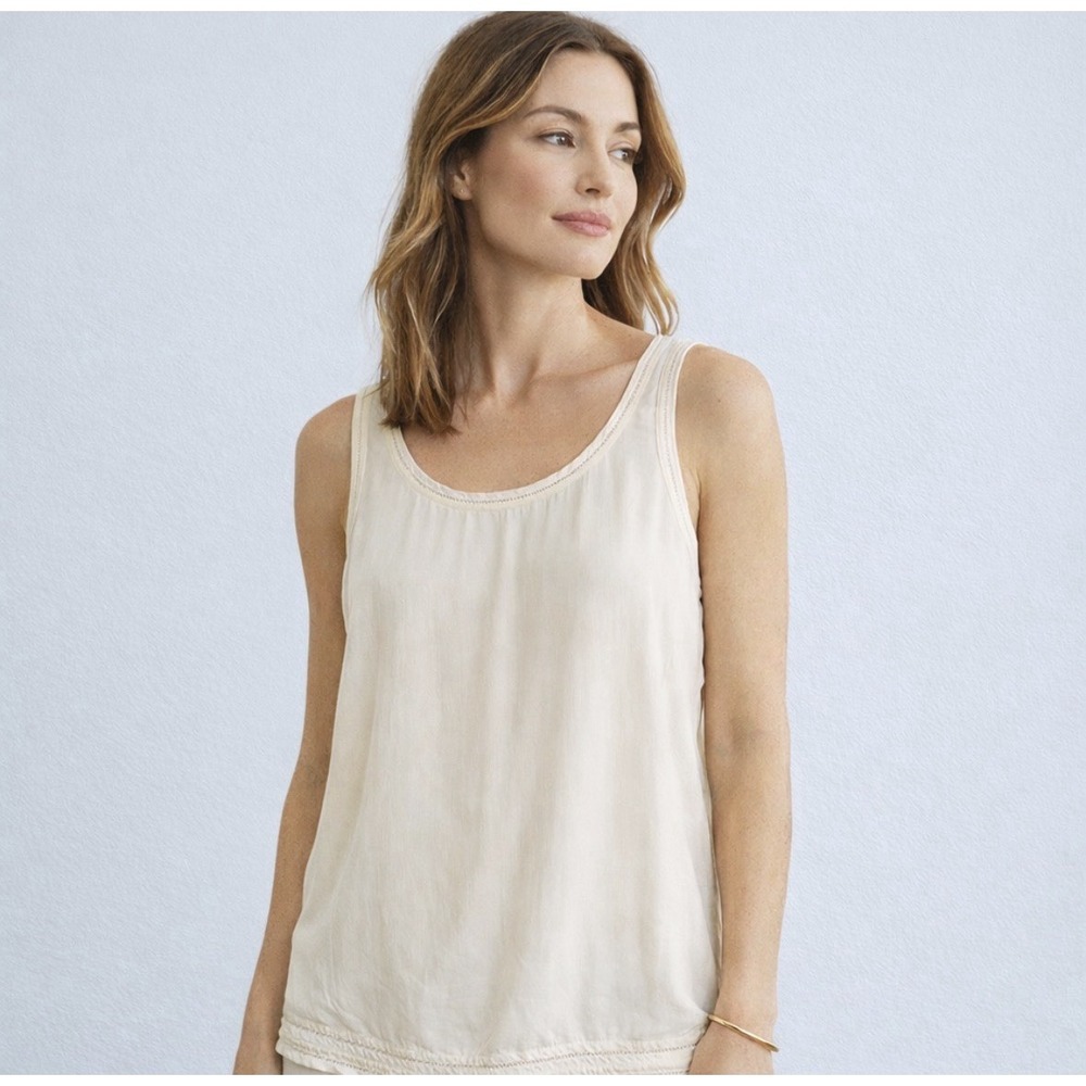 Eileen Fisher Cream Sleeveless Scoop Neck Tank Top M
